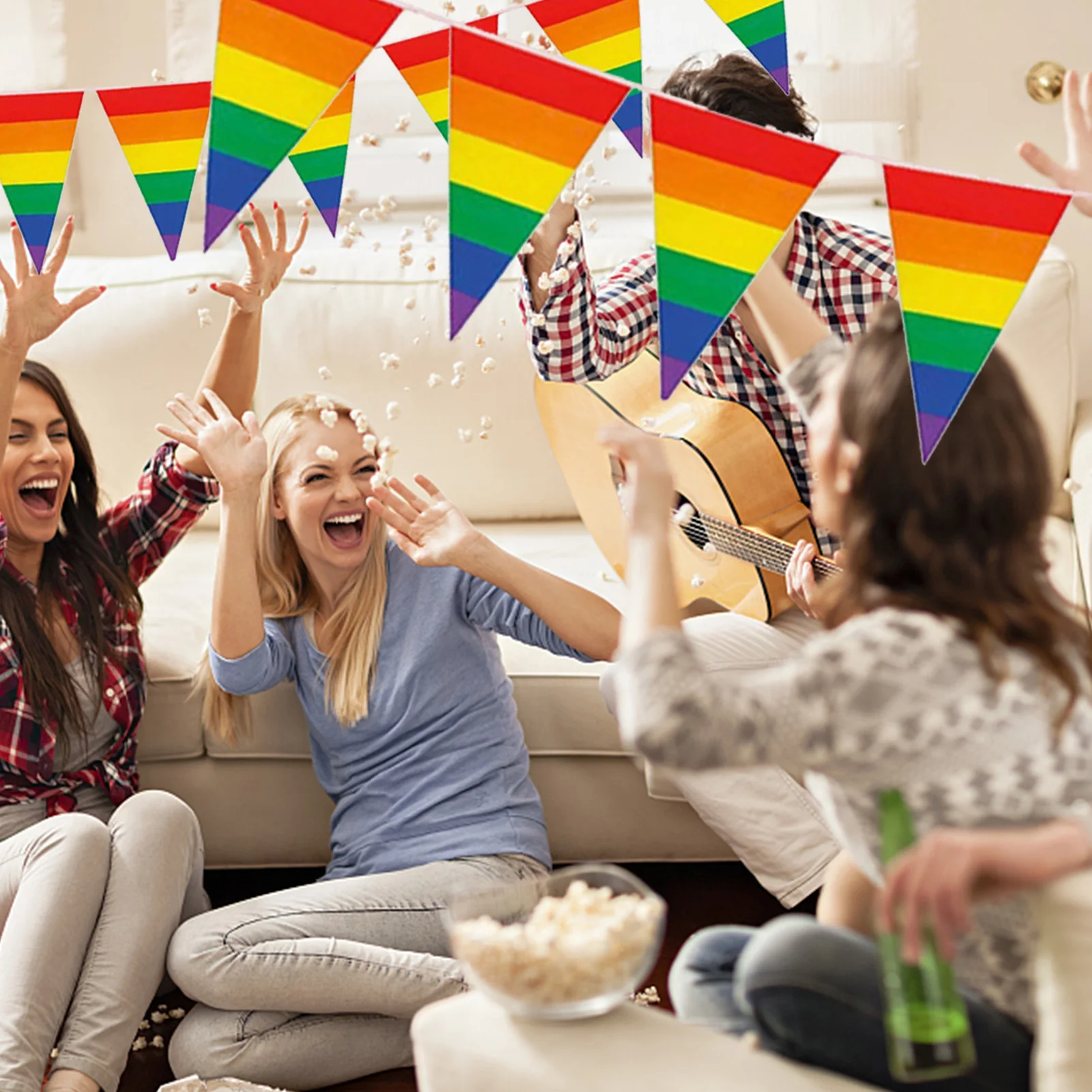 15/30Pcs do Orgulho Gay de Seqüência de caracteres Bandeiras do arco-íris Triangular Bandeira Pennant Banner Para LGBT Lésbicas, Gays Transexuais Celebração Imagem 4