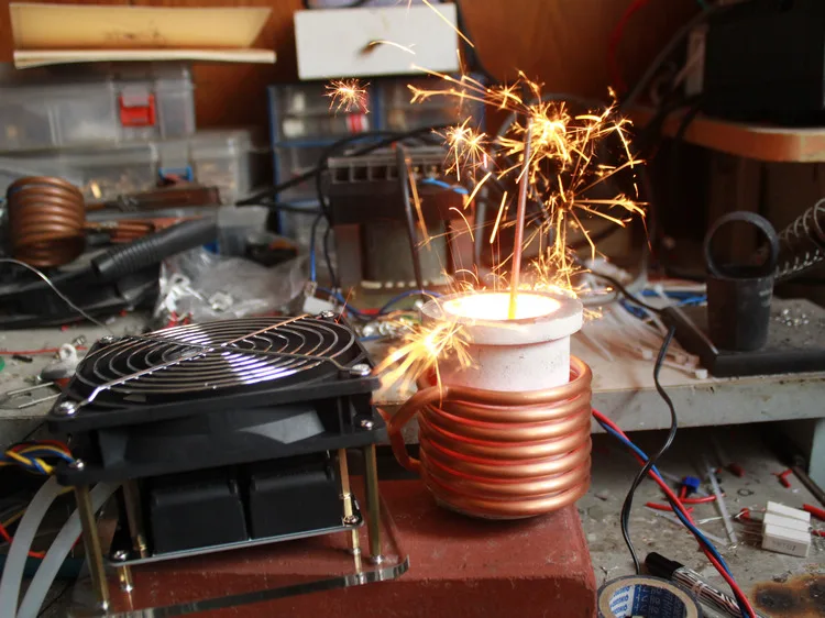 DIY Pequeno ZVS Indução Kit de aquecimento de Soldagem de Tubo de Cobre de Alta Freqüência Supressor de Ouro Forno de Fusão Imagem 2