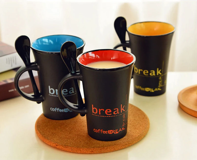 Novas simples de cerâmica, canecas de café com uma colher, processar canecas personalidade criativa bonito xícara de café copos Copos para a cozinha Imagem 3
