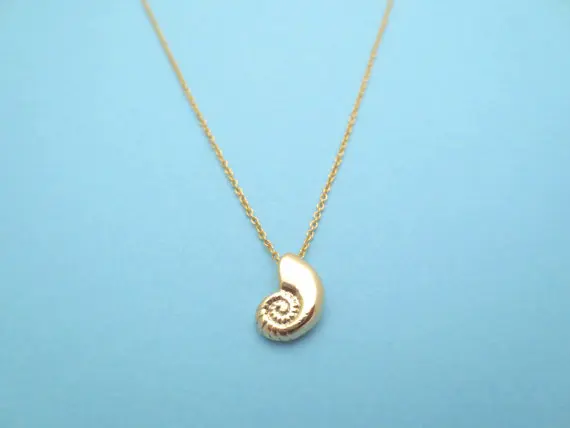 Seashell Ariel Voz Colar de Shell Espiral de Turbulência Caracol marinho Ocean Beach Concha Sorte amuleto animal pingente charme Colares de jóias Imagem 2