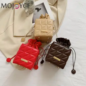 Lazer Geométricas em Relevo Messenger Bag Mulheres PU Caixa Quadrada Forma de Cordão Bolsas de Cor Pura Saco Crossbody